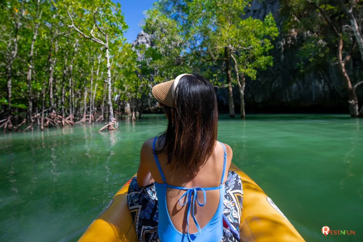 พายเรือแคนูที่อ่าวพังงา